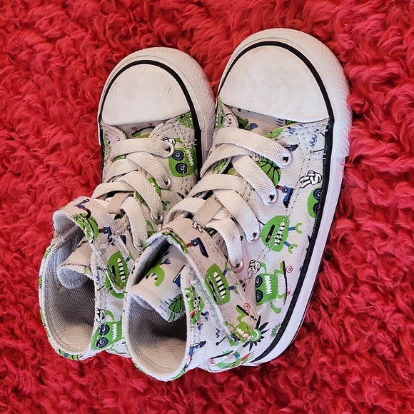 Kids High-Top Sneakers with Fun Print - Picture 3 of 7